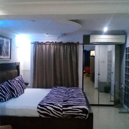 Theodawn Hotels @ Suite 29 Икея Экстерьер фото