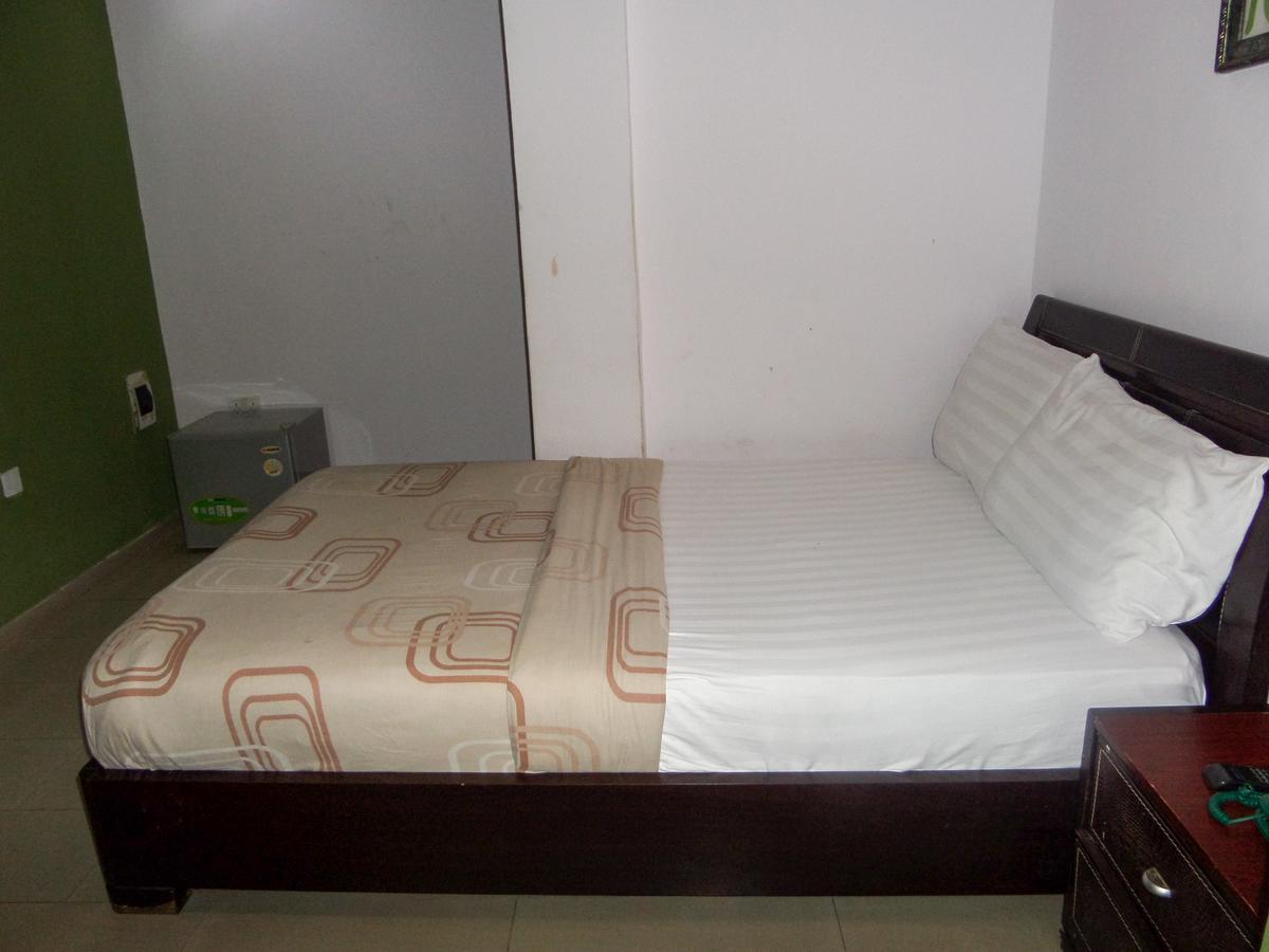 Theodawn Hotels @ Suite 29 Икея Экстерьер фото