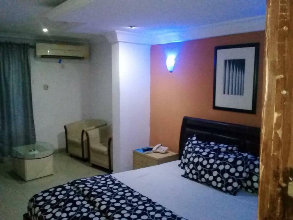 Theodawn Hotels @ Suite 29 Икея Экстерьер фото